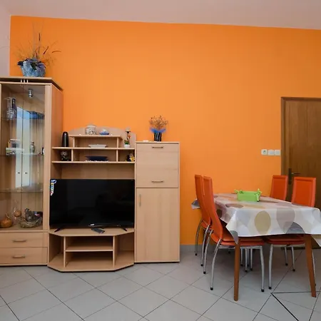 Mirjana Apartment *