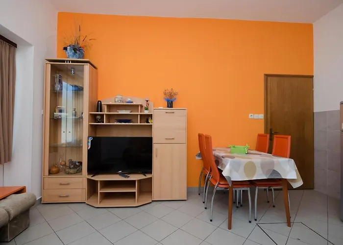 Mirjana Apartment *