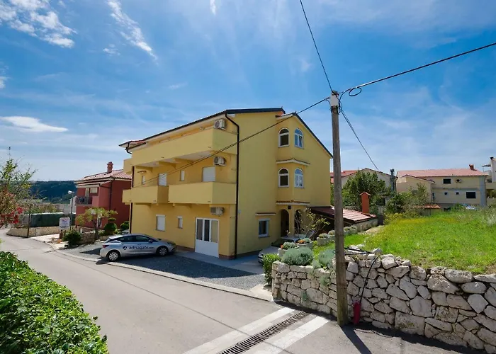 Mirjana Apartment Lopar