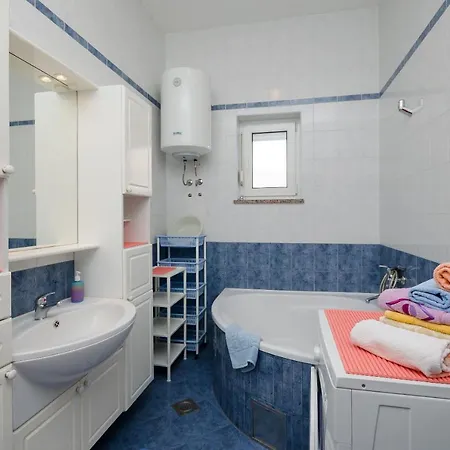 Mirjana Lejlighed Lopar