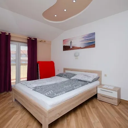 Apartment Mirjana