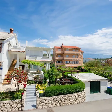 Mirjana Apartmán Lopar